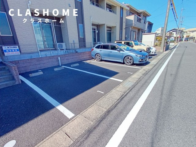 リーブル　M　　刈谷市近郊の賃貸はクラスホーム刈谷店の駐車場
