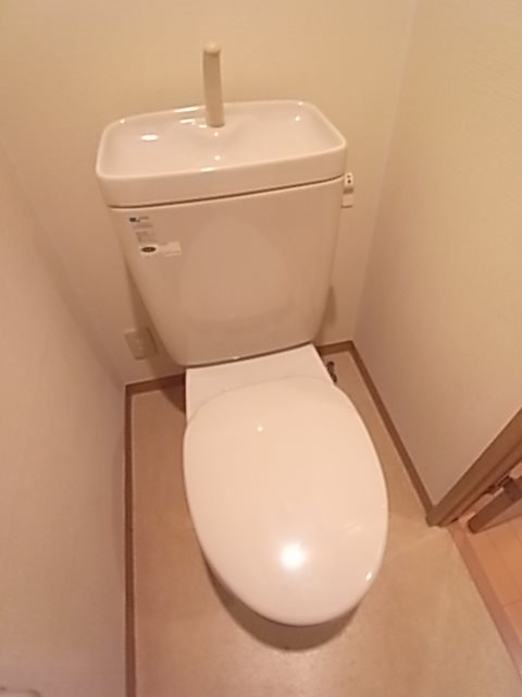 ロイヤルヒル神戸三ノ宮Ⅱのトイレ