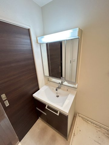サテライト芦屋船戸町の洗面所
