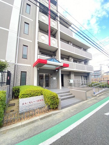 エル・セレーノ武庫川の外観