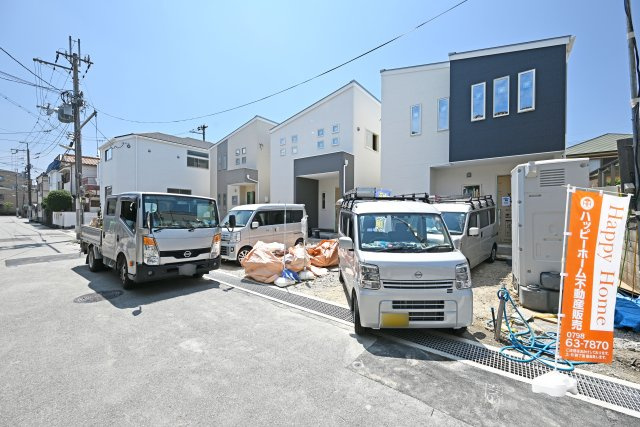 ファーストタウン東園田町3丁目新築一戸建て│4LDK+並列駐車2台可