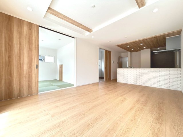 ブルーミングガーデン　丹羽郡扶桑町大字高雄覚王寺前　全3区画分譲の前面道路含む現地写真|「現地（2026年8月24日）撮影」　
■前面道路　
■ヤマダ不動産　株式会社リライフ