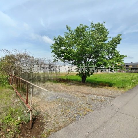 ６６８３０　山県市高木土地の外観