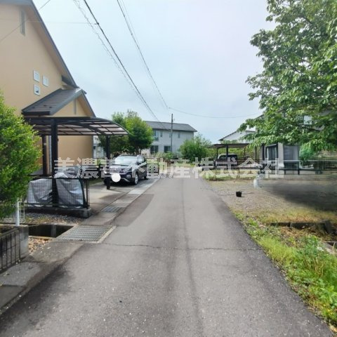 ６６８３０　山県市高木土地の周辺