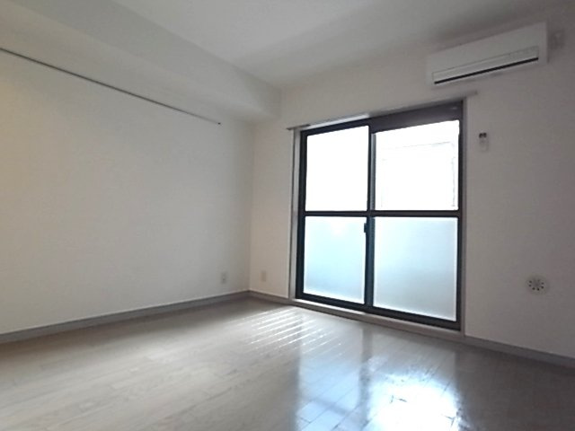 杉並区上荻２丁目の賃貸マンションの居間・リビング