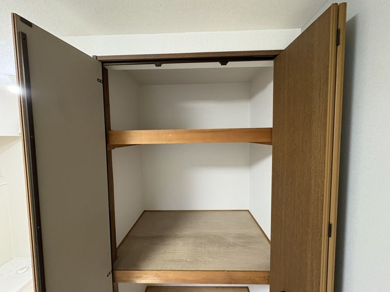 秦野市曽屋のアパートの収納