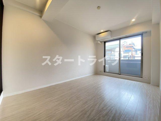 大阪市東淀川区東中島５丁目の賃貸マンションの居間・リビング