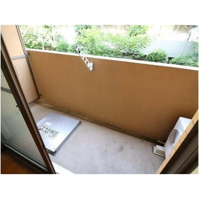 プレール・ドゥーク西新宿のバルコニー