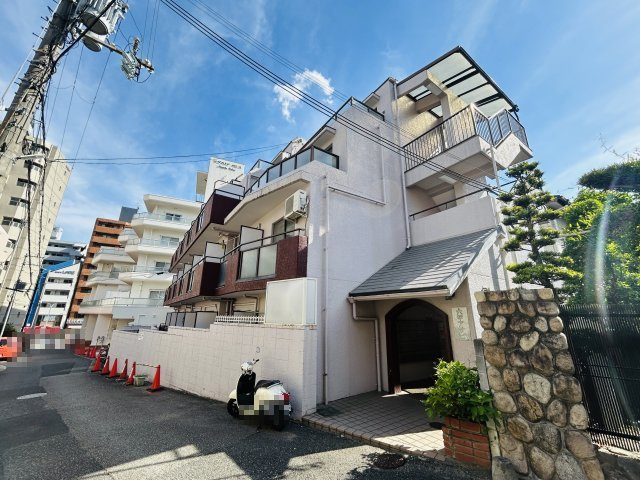 六甲アサヒの外観