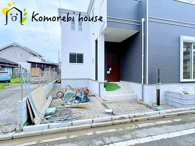第１鴻巣市富士見町　新築一戸建て　Aの駐車場|駐車スペースもあります