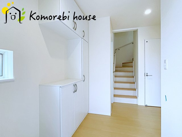 第１鴻巣市富士見町　新築一戸建て　Aの玄関|シンプルで使いやすい玄関です