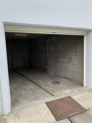神戸市垂水区乙木２丁目　中古戸建の前面道路含む現地写真