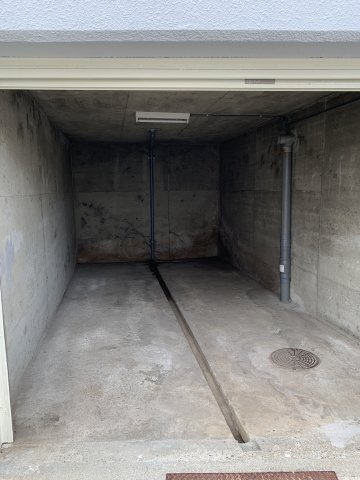 神戸市垂水区乙木２丁目　中古戸建の駐車場