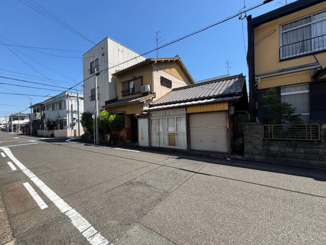 南区六条町一丁目土地の前面道路含む現地写真