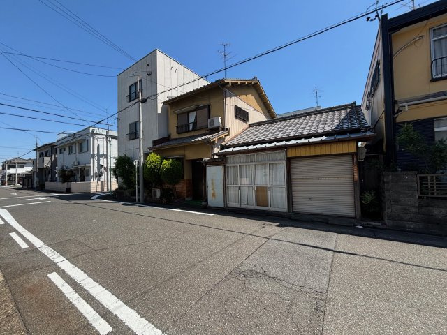 南区六条町一丁目土地の前面道路含む現地写真