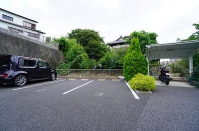 【駐車場】 | ユニヴァリィプランドール
