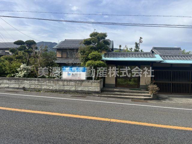 ６６８２１　不破郡関ケ原土地の外観