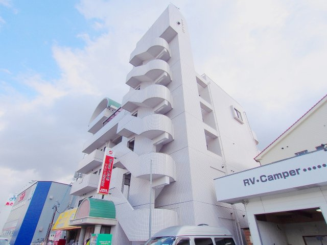 メゾネット緑井の外観