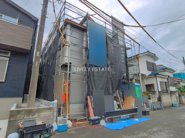 越谷市大字袋山 新築分譲住宅の前面道路含む現地写真