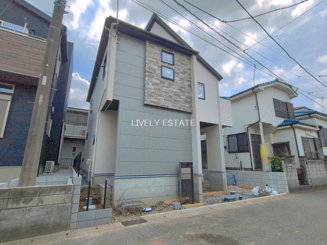 越谷市大字袋山 新築分譲住宅の外観