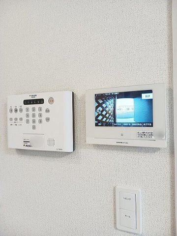 ヒカルサ鳥栖今泉サウスのセキュリティ|TVモニター付きで安心です☆
