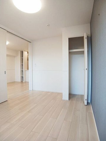 ヒカルサ鳥栖今泉サウスのその他|明るい室内です♪