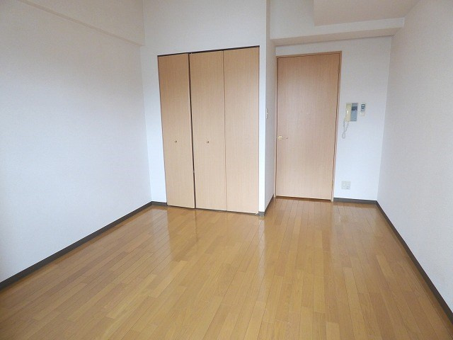 【居間・リビング】シャルマンフジ大阪城南
