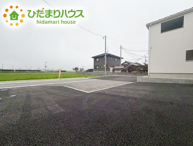 いわき市小名浜住吉第5　新築戸建　2号棟の駐車場|ご家族でお車に乗る方に！駐車場3台分あります！