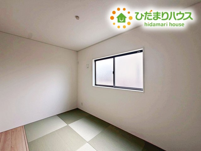 いわき市小名浜住吉第5　新築戸建　1号棟の和室|小さなお子さまのいる方におすすめ！リビング横の和室でお子様が遊んでる様子も確認できます(^^)/