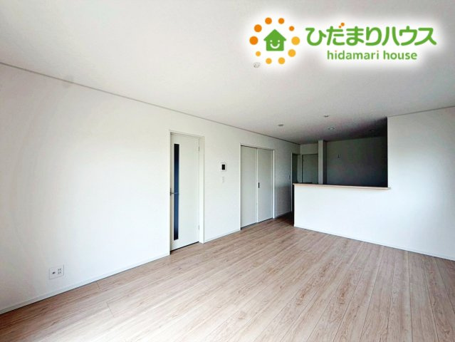 いわき市小名浜住吉第5　新築戸建　1号棟の居間・リビング|早くお仕事終わらせて、家に帰りたくなるようなリビングです(^^♪