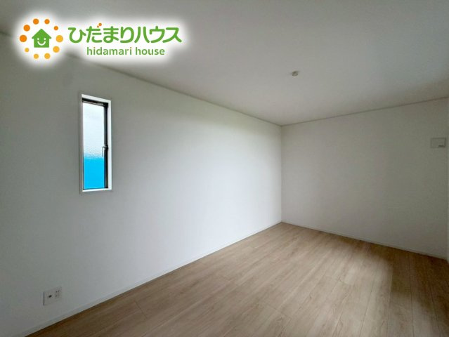 いわき市小名浜住吉第5　新築戸建　3号棟の寝室|大きなベッドを置いても余裕の広さの主寝室♪♪