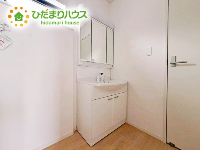 いわき市小名浜住吉第5　新築戸建　4号棟の独立洗面台|シンプルで使い勝手の良い独立洗面台！