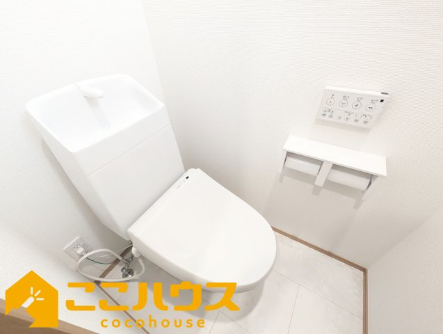 名護市宇茂佐1556番　新築戸建て　全7棟　F号棟のトイレ|2階トイレ