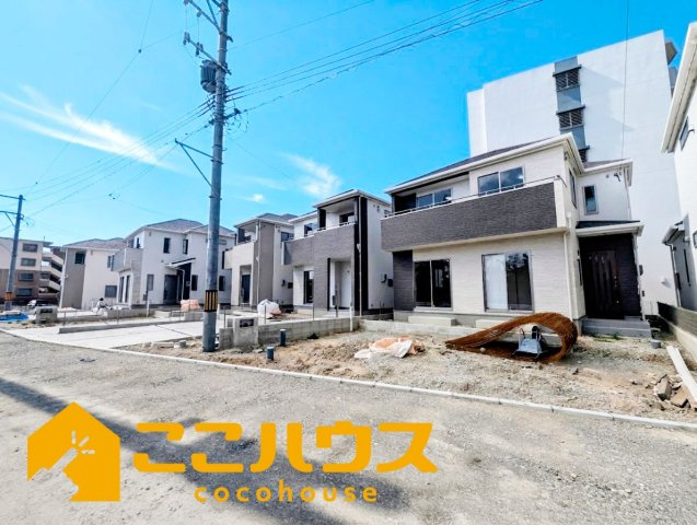 名護市宇茂佐1556番　新築戸建て　全7棟　F号棟の外観|駐車並列2台