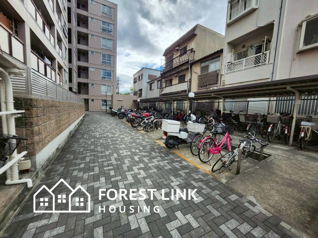 長居第2コーポラスの駐輪場