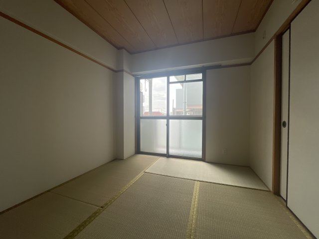 セルサス大道弐番館の寝室