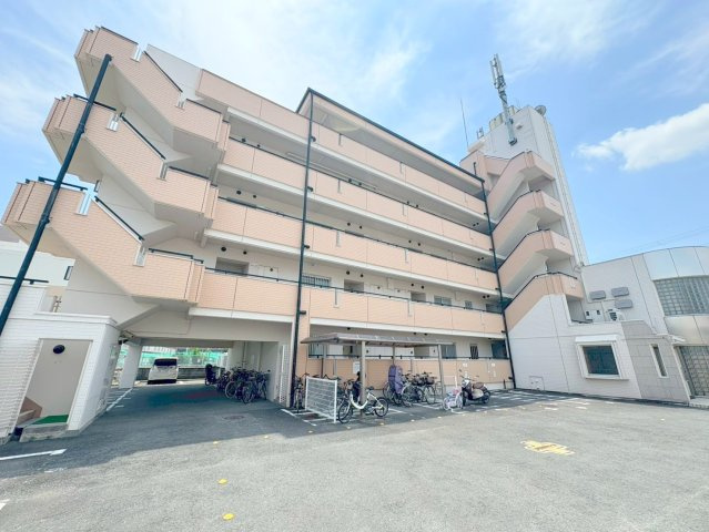 アウフヘーベン東宝塚の外観|物件の外観です