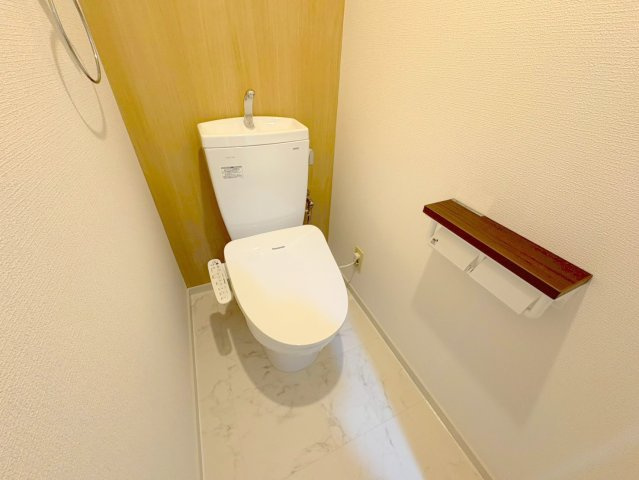 アウフヘーベン東宝塚のトイレ|落ち着いたトイレです