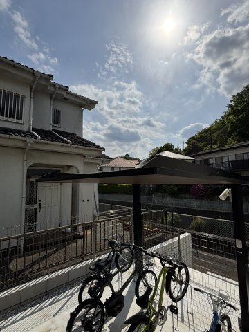 ☆南向きのバルコニーで日当たり良好です☆