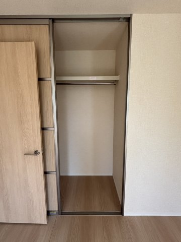 ☆寝室内クローゼット☆