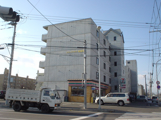 シャルム壱番館の外観