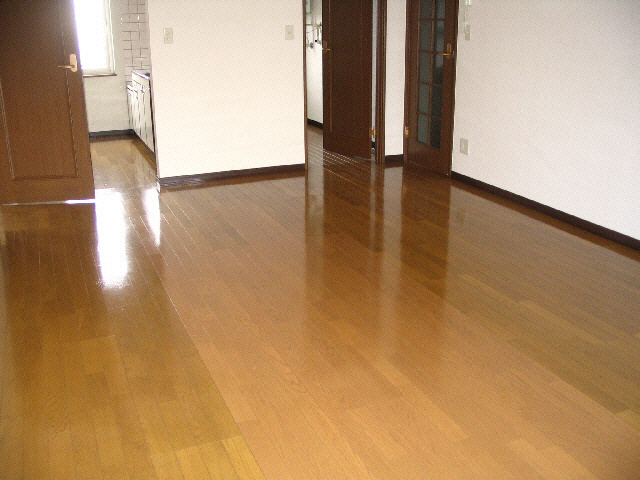 シャルム壱番館の居間・リビング