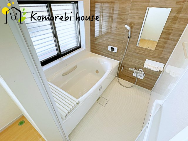 北足立郡伊奈町西小針4丁目　中古戸建の浴室|撮影：'26/04/28