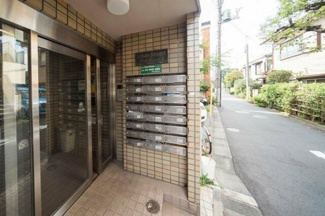 【エントランス】