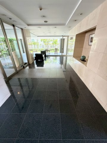 ☆選べる家具プレゼント☆グランディアパークウェストのエントランス