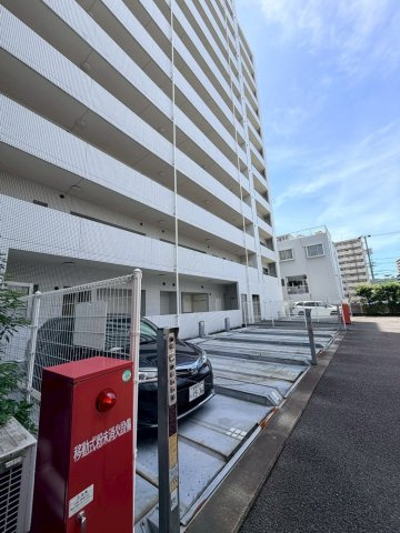 ☆選べる家具プレゼント☆グランディアパークウェストの駐輪場