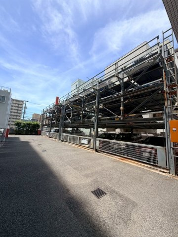 ☆選べる家具プレゼント☆グランディアパークウェストの駐車場