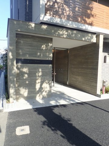 ボナール白山のエントランス