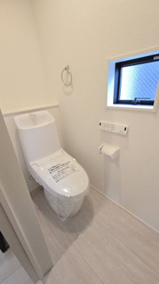 【トイレ】 | 綾瀬市落合南5期 新築戸建 全2棟