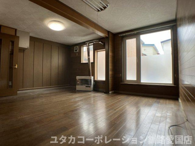 【居間・リビング】 | ◆収益物件◆新富町5-4 | 3LDKアパートのリビングです☆